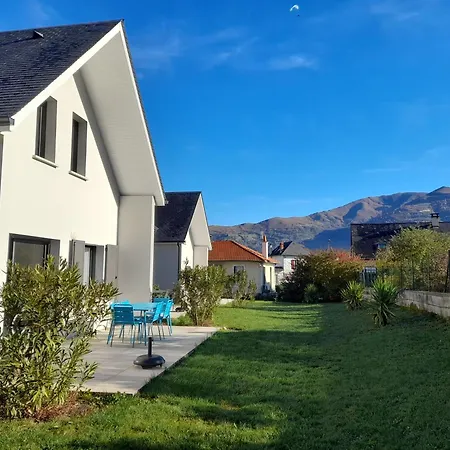Nyaraló Les Lys Fleurs Des Pyrenees *