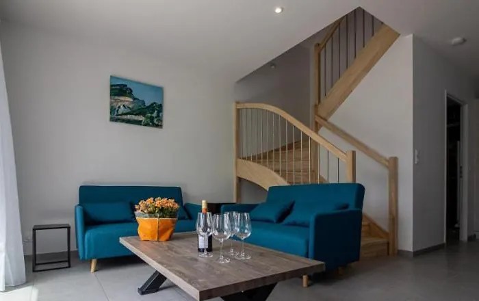 Les Lys Fleurs Des Pyrenees * Argelès-Gazost