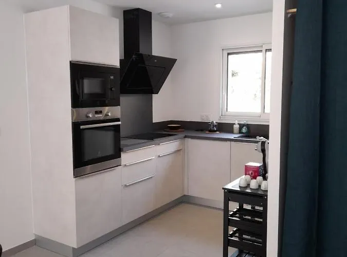 Nyaraló Les Lys Fleurs Des Pyrenees *