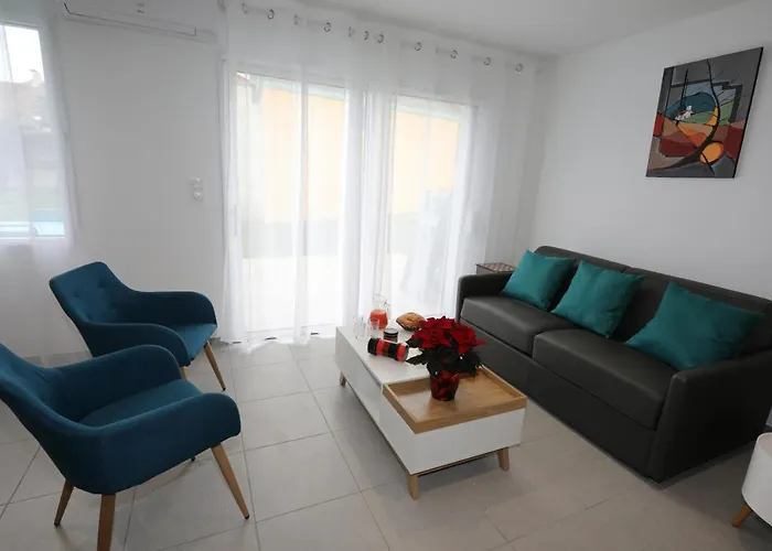 Les Lys Fleurs Des Pyrenees *